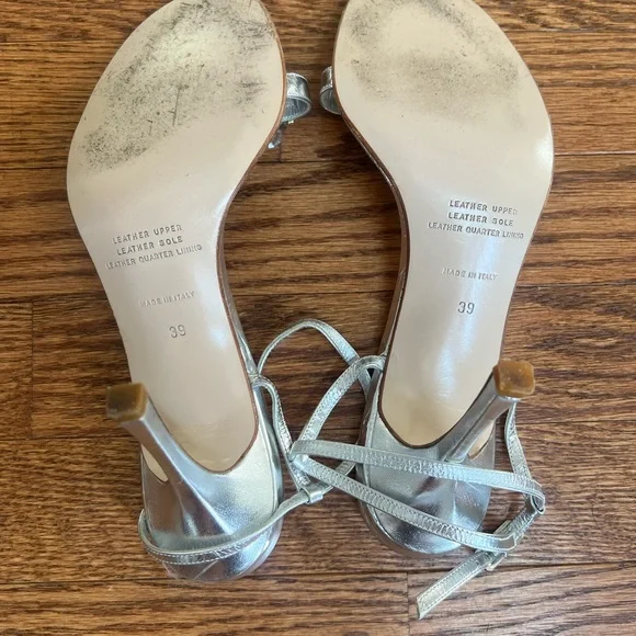 Badgley Mischka Metallic Silver Flower Embellished Heels - Picture 6 of 6